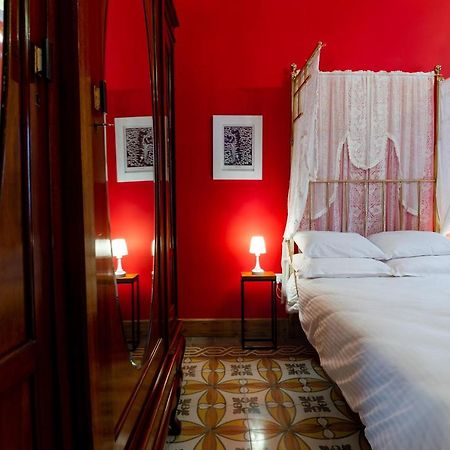 Monreal Boutique Townhouse - R024Rm4 Hotell Paola Exteriör bild