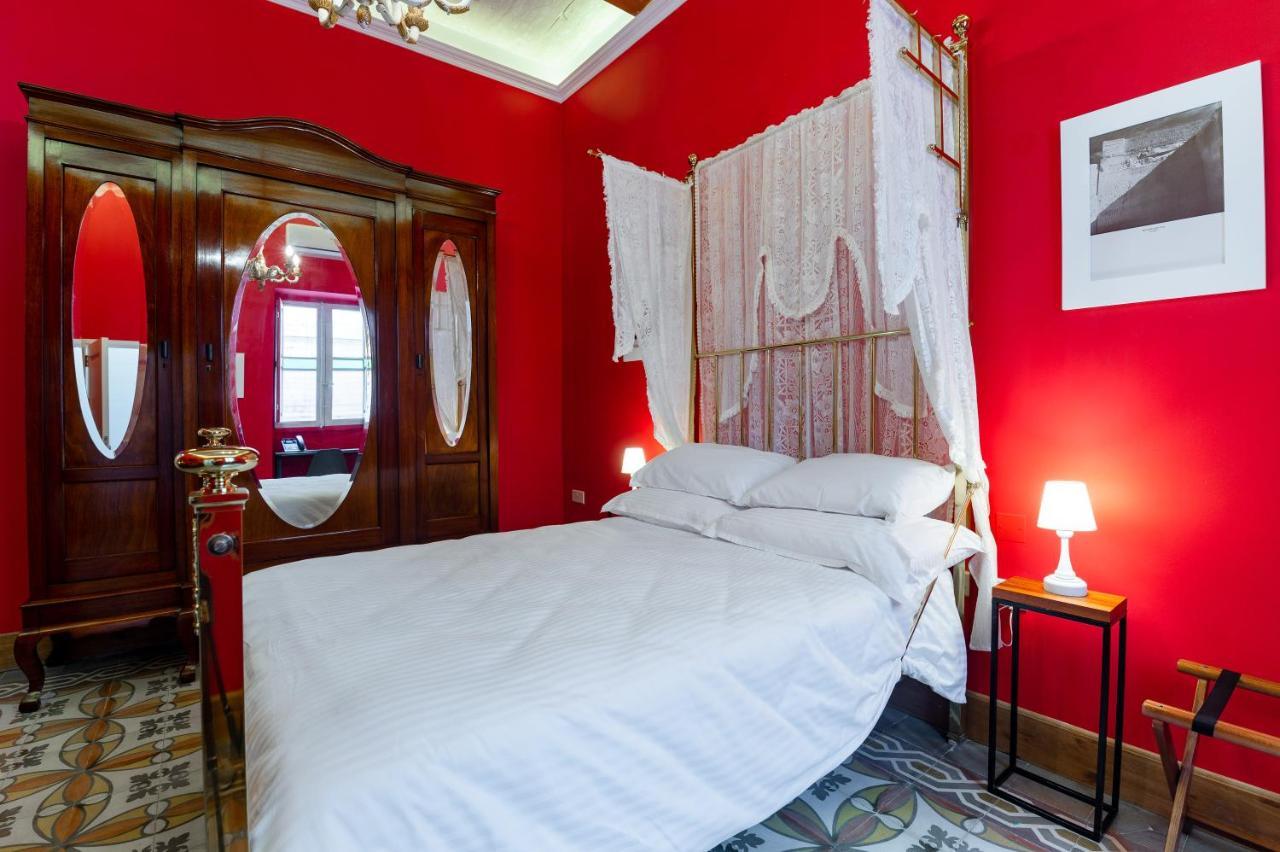 Monreal Boutique Townhouse - R024Rm4 Hotell Paola Exteriör bild